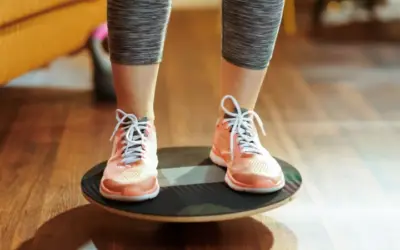 Balance Issues in Adults Over 40: How Therapy Improves Stability